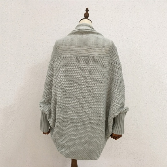 Gray Chunky Knit Cardigan - Picture 3 of 3